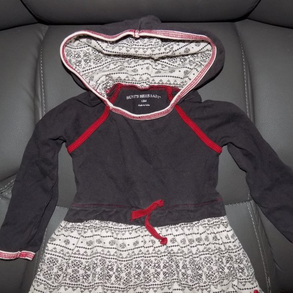 BURT’S BEES BABY GRAY/MAROON/WHITE HOODED DRESS - Picture 2 of 4